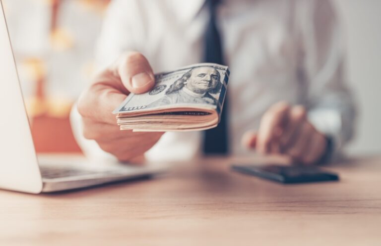 How Long Does It Take to Get a Settlement Advance?